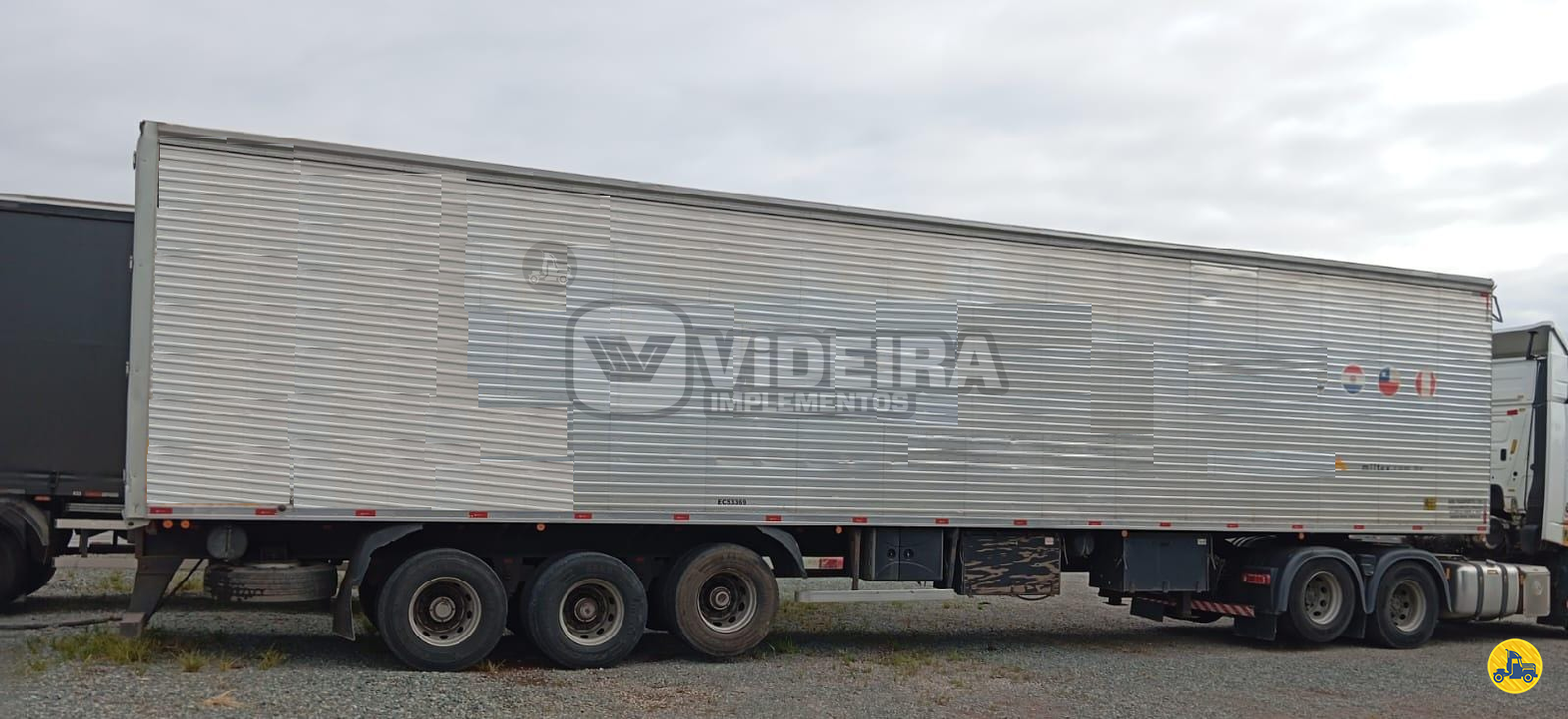BAU FURGÃO de Videira Implementos Rodoviários 